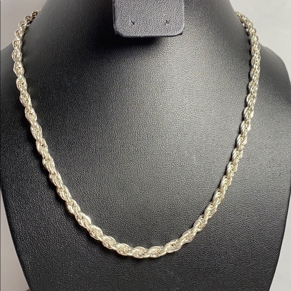 unbranded Jewelry - 18” Silver Necklace